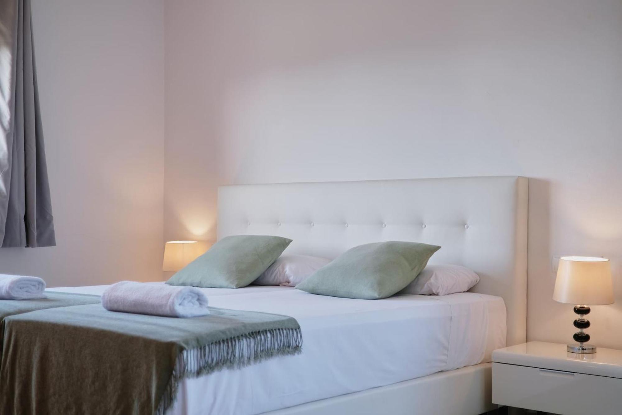 Villa Romeo 2Km From Ibiza Town And 1Km From Talamanca Beach Santa Eulària des Riu Εξωτερικό φωτογραφία