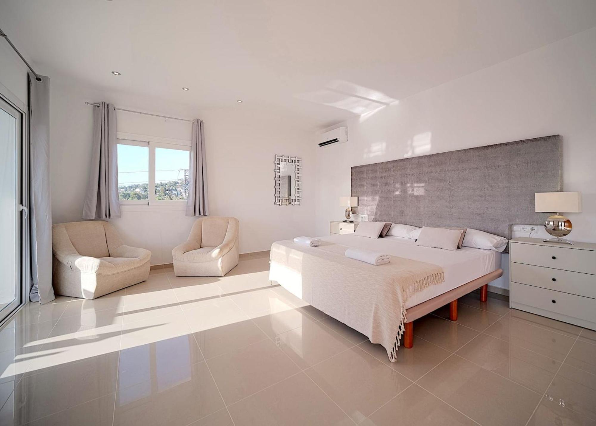 Villa Romeo 2Km From Ibiza Town And 1Km From Talamanca Beach Santa Eulària des Riu Εξωτερικό φωτογραφία