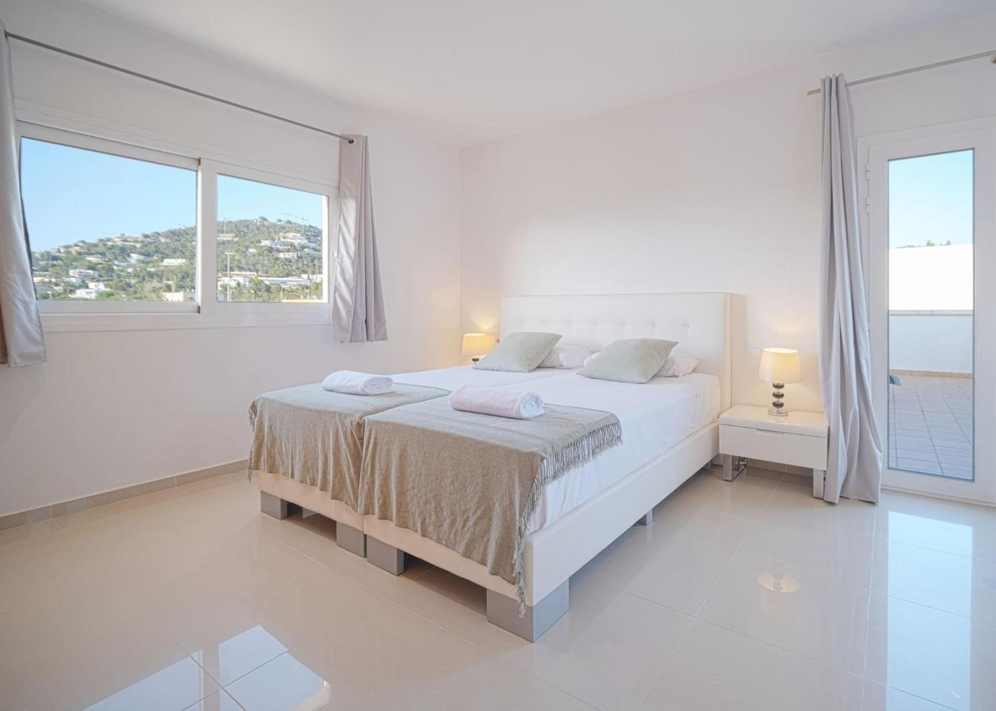 Villa Romeo 2Km From Ibiza Town And 1Km From Talamanca Beach Santa Eulària des Riu Εξωτερικό φωτογραφία