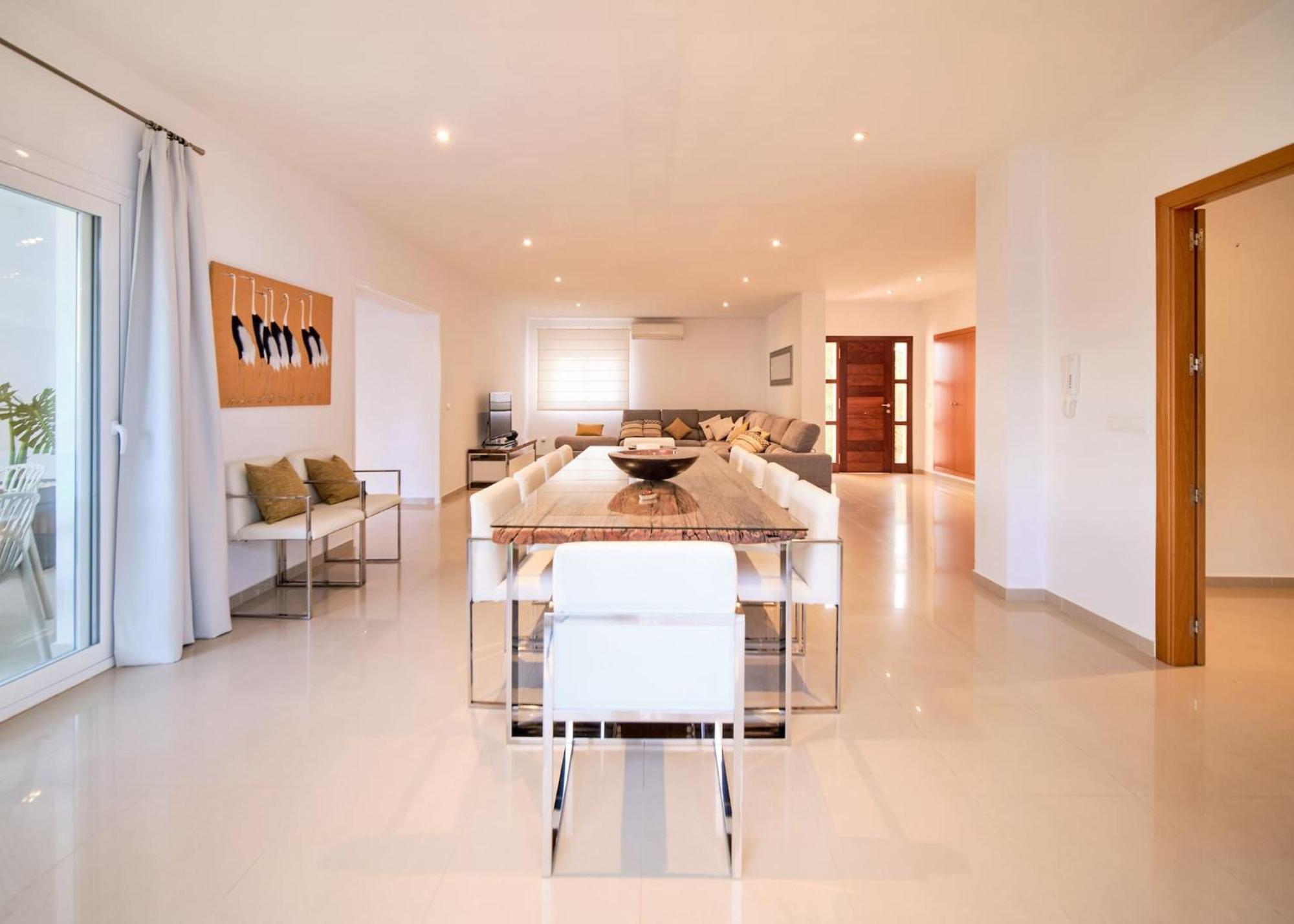 Villa Romeo 2Km From Ibiza Town And 1Km From Talamanca Beach Santa Eulària des Riu Εξωτερικό φωτογραφία