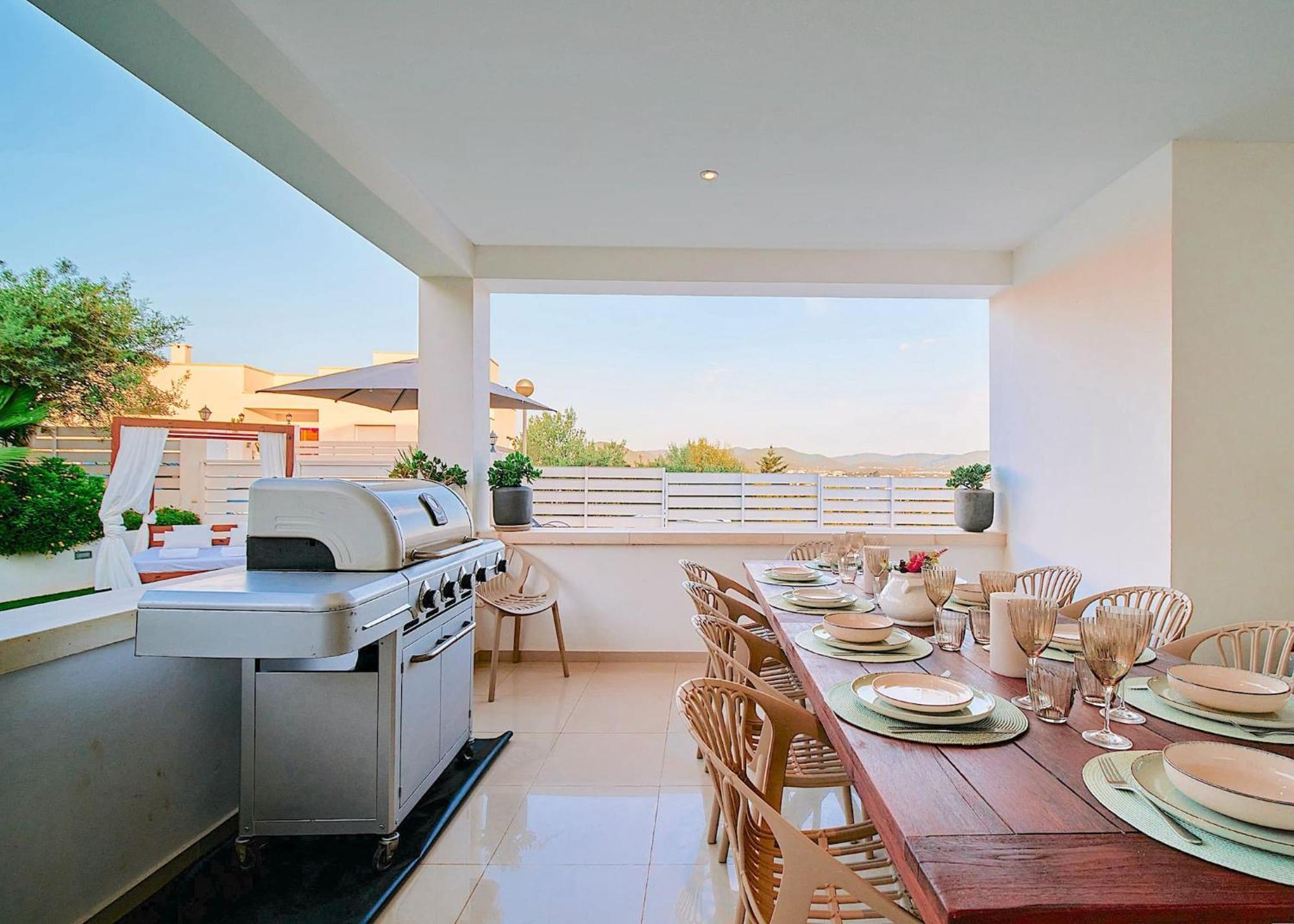 Villa Romeo 2Km From Ibiza Town And 1Km From Talamanca Beach Santa Eulària des Riu Εξωτερικό φωτογραφία