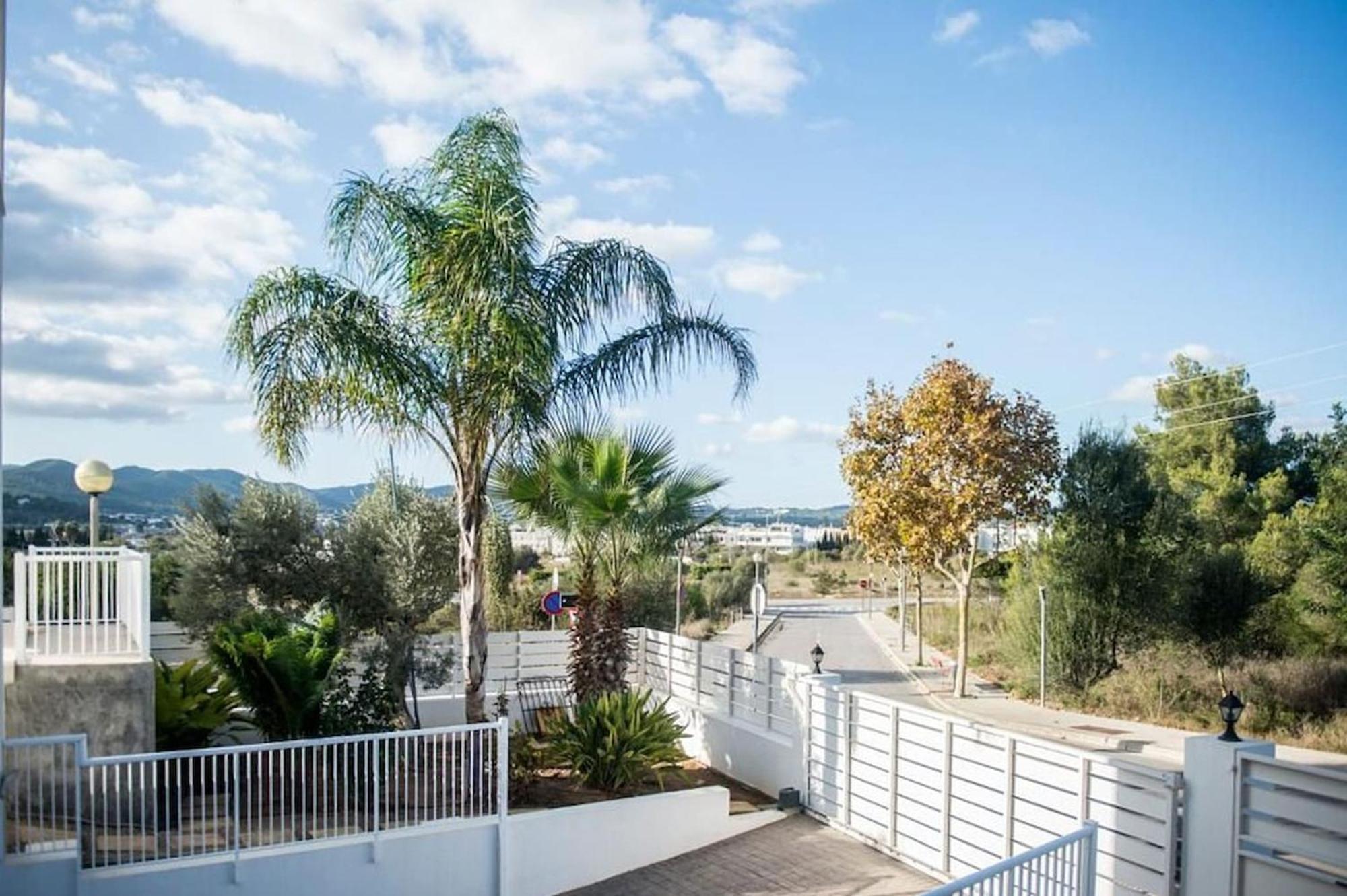 Villa Romeo 2Km From Ibiza Town And 1Km From Talamanca Beach Santa Eulària des Riu Εξωτερικό φωτογραφία